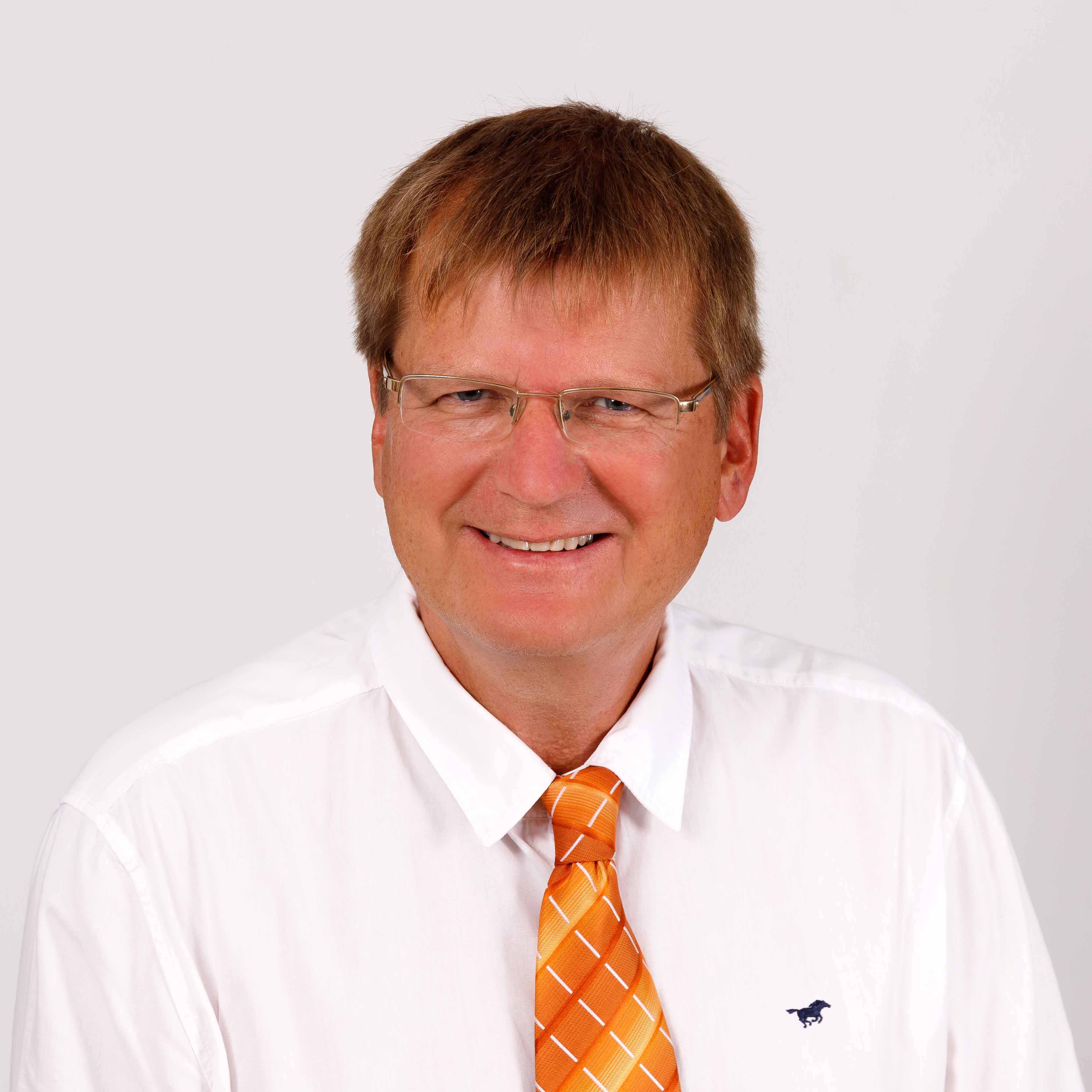 Dr. Thomas Schulz